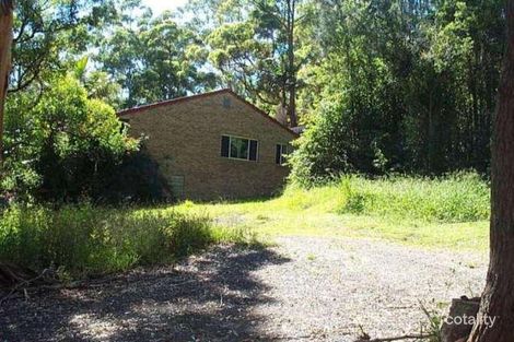 9 The Lakes Way, Elizabeth Beach, NSW 2428