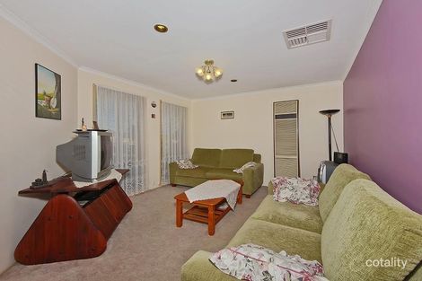Property photo of 1/2 Unicorn Way Kings Park VIC 3021