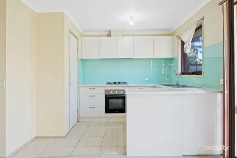 Property photo of 8 Callistemon Avenue Keysborough VIC 3173