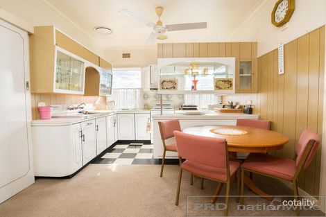 Property photo of 2 Davies Street Gillieston Heights NSW 2321