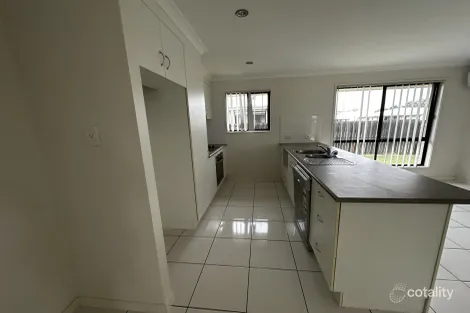 Property photo of 2 Denney Street Gracemere QLD 4702