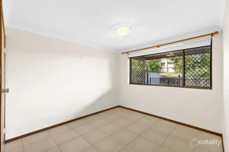 Property photo of 8 Donna Street Kenmore QLD 4069