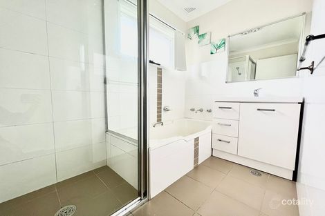Property photo of 2/6 Clifford Crescent Ingleburn NSW 2565