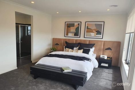 Property photo of 50 Viola Circuit Clyde VIC 3978