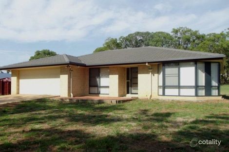 1 Sovereign Dr, Meringandan West, QLD 4352