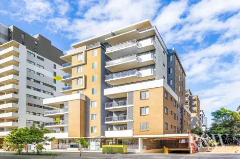 24/2-4 George St, Warwick Farm, NSW 2170