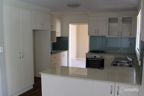 Property photo of 8 Jarvis Place Macquarie ACT 2614
