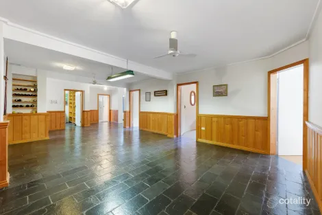 Property photo of 39 Wentworth Parade Balmoral QLD 4171