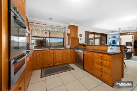Property photo of 16 Stumm Street Kearneys Spring QLD 4350