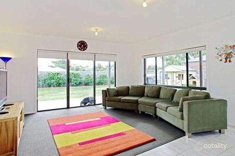 Property photo of 10 Fenwick Fairway Bannockburn VIC 3331