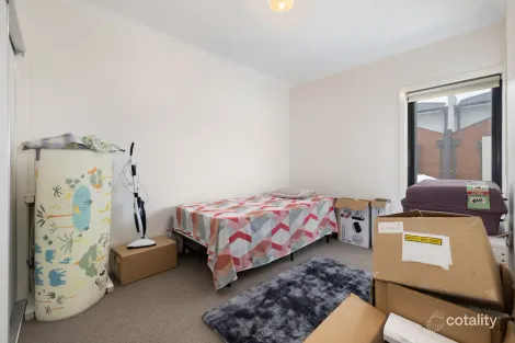 Property photo of 32 Hanford Lane Wallan VIC 3756