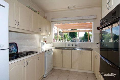 Property photo of 27 Leawarra Crescent Doncaster East VIC 3109