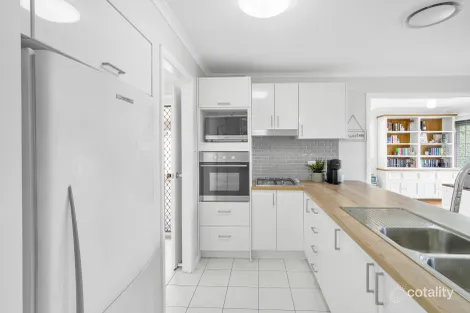 Property photo of 105 Goldmark Crescent Cranebrook NSW 2749