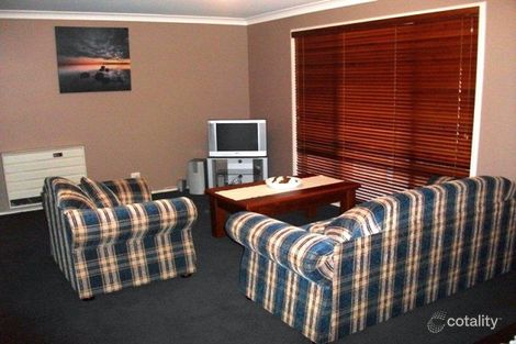 Property photo of 2 Simpson Close Orange NSW 2800