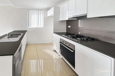 Property photo of 6/1-2 Harvey Place Toongabbie NSW 2146