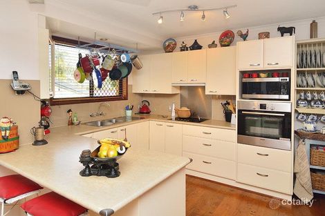 Property photo of 8 Brolga Court Bundamba QLD 4304