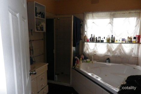 Property photo of 30 Jenkins Street Noble Park VIC 3174