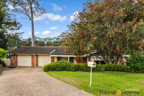 13 CALEY PL, SUNSHINE BAY, NSW 2536