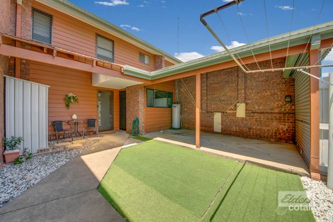 2/15 Roberts St, South Gladstone, QLD 4680