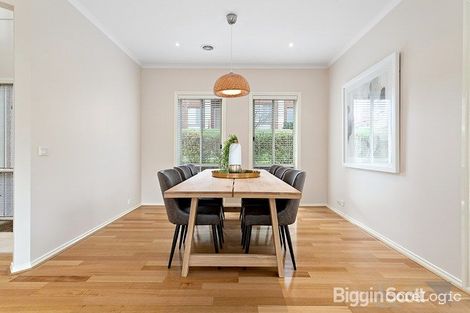 Property photo of 2 Vista Grove Viewbank VIC 3084