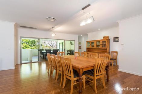 Property photo of 35 Kenmore Road Kenmore QLD 4069