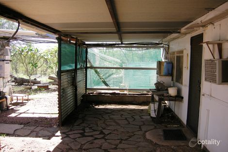 Property photo of 13 Willows Road Willows QLD 4702