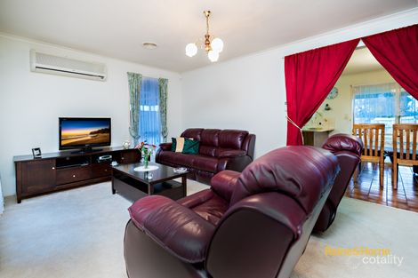 Property photo of 128 Endeavour Drive Cranbourne North VIC 3977