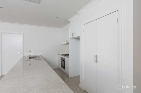 Property photo of 1 Aurora Place Epsom VIC 3551