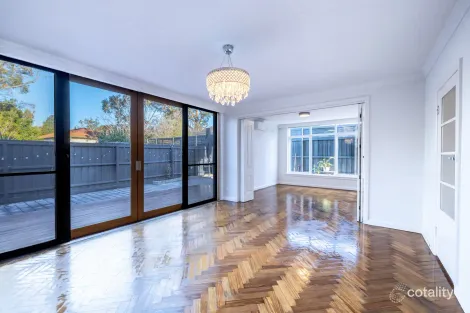 2/33 Primrose Cres, Brighton East, VIC 3187