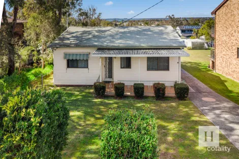 Property photo of 13 Grandview Parade Gorokan NSW 2263
