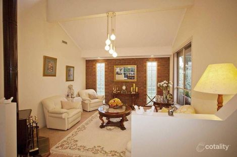 Property photo of 13 Herring Court Roxburgh Park VIC 3064