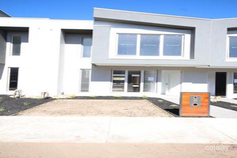 Property photo of 7 Pebblebeach Path Cranbourne VIC 3977