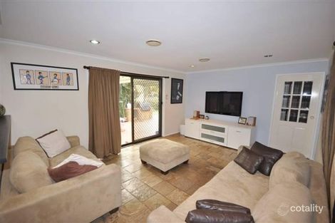 Property photo of 28 Rudstone Bend Greenvale VIC 3059