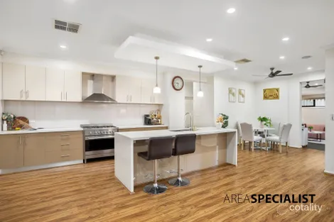 Property photo of 3 Arubi Avenue Clyde North VIC 3978