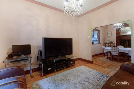 Property photo of 19 Benjamin Road Mount Kembla NSW 2526