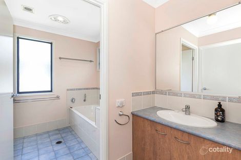 Property photo of 37 Gregory Street Taringa QLD 4068