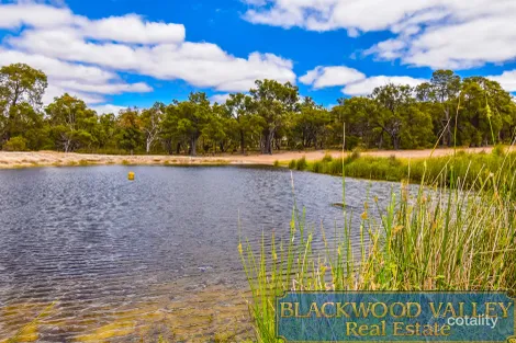 1614 Gibbs Rd, Dinninup, WA 6244