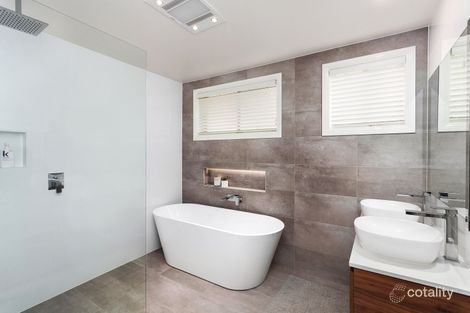 Property photo of 18 Captain Arthur Phillip Drive Terrigal NSW 2260