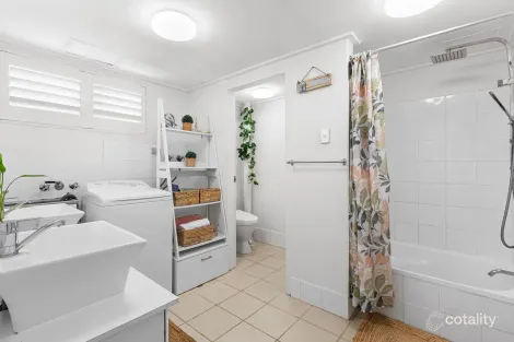 Property photo of 1/5 Orvieto Terrace Kings Beach QLD 4551