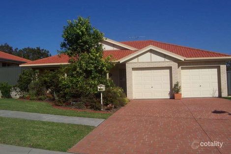 Property photo of 4 Quarterhorse Parade Wadalba NSW 2259