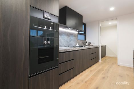 Property photo of 2/914 Toorak Road Camberwell VIC 3124