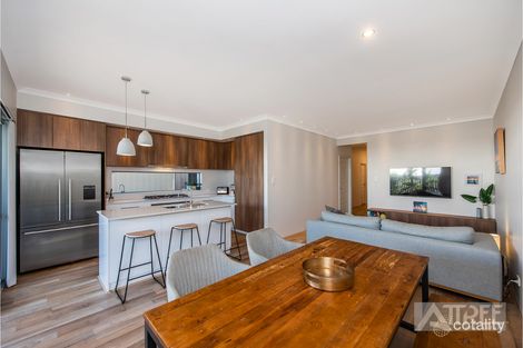 Property photo of 14 Hobson Loop Piara Waters WA 6112