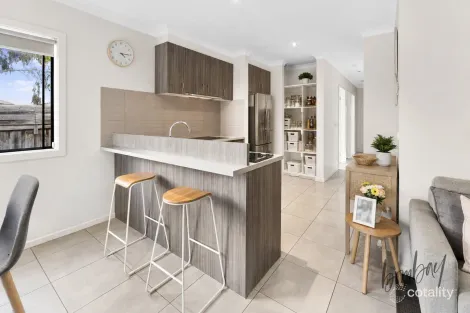 Property photo of 51 Albion Crescent Mickleham VIC 3064