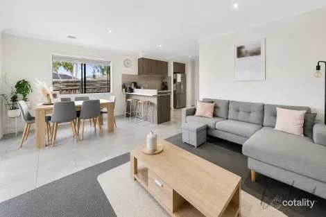 Property photo of 51 Albion Crescent Mickleham VIC 3064