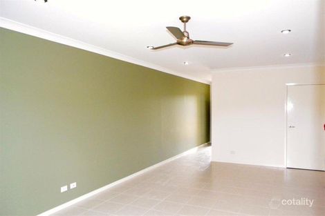 Property photo of 2/8 Rise Circuit Pacific Pines QLD 4211