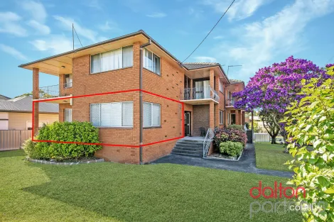 Property photo of 1/8 Mandalong Road Adamstown NSW 2289