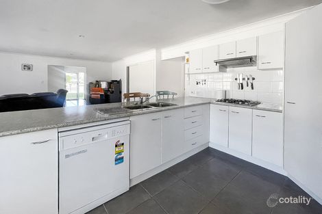 Property photo of 16 Armstrong Beach Road Armstrong Beach QLD 4737