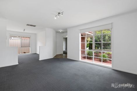 Property photo of 9 Denver Drive Narre Warren VIC 3805