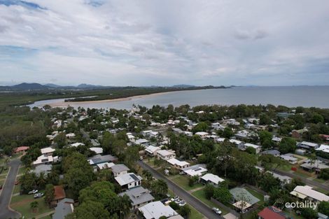 Property photo of 4 Rosella Street Slade Point QLD 4740