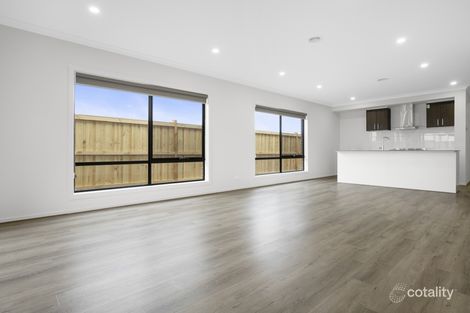 Property photo of 4 Ferntree Drive Werribee VIC 3030
